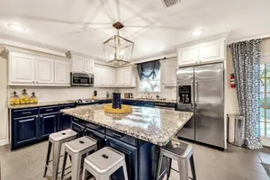 Image of Green Acres District, Sleeps 8, King\/Queen