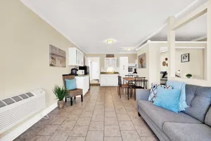 Image of Luxe Guest Suite Near The Emerald Coast of PCB