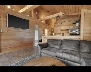 Image of 3 Bedroom Okauchee Lake