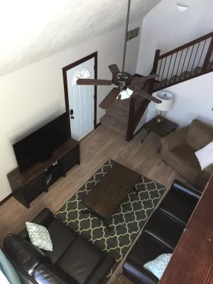Image of Spacioius Bridges Bay Cabin 3BR\/2BA+loft for separate kids space - Sleeps 14