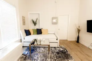 Image of RitaBNB-Stylish design 1 br apt, steps away to MAYO(807#3)
