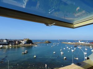 Image of House in Loguivy harbour, direct sea view