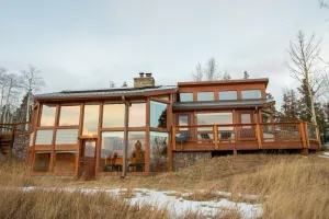 Image of King Bed l Sauna l Views l Indoor Wood Fired Oven l 25mi to Breck l Private