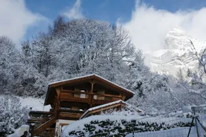 Image of Amazing 8-person chalet with Nordic bath and exceptional Mont Blanc view