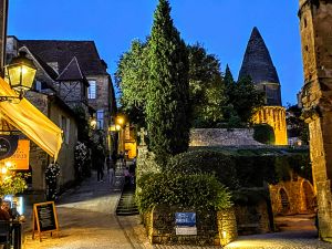 Image of Welcoming apartment with stunning views of Medieval Sarlat