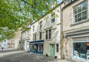 Image of A beautifully renovated historic townhouse the sleeps 10 guests in 6 bedrooms