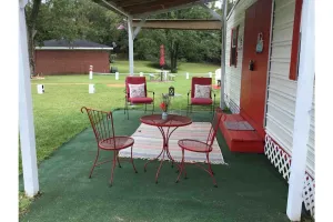 Image of Cozy Felicia Bungalow