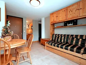 Image of Charming 2-Room Cabin Apartment, 100m from Prarion Lifts, Sleeps 5, Terrace & Garden