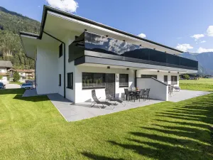 Image of Cosy apartment for 5 people with WIFI, TV, patio and parking