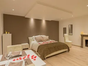 Image of Love Room