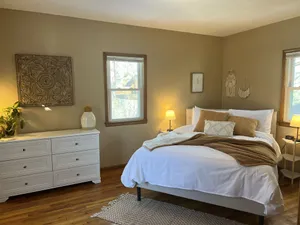 Image of Clean Cozy Old Town Bungalow