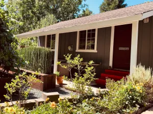 Image of Butler Cottage-In Grass Valley
