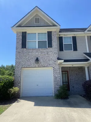 Image of Heart of Savannah, gated community 20 minutes from River Street.