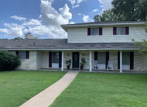 Image of Big family friendly house Close to Texas A&M