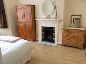 Image of Spacious West London 2 Bedroom Apartment