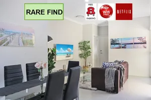 Image of Luxury Stylish House with private courtyard, Walk to Park & Shop,10min to beach