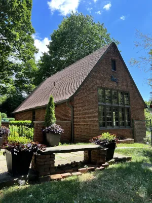 Image of Guest House on Historic Estate in Upstate New York