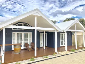 Image of New Pet friendly  home & very close to dog beaches & Old Dunsborough bay