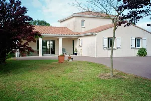 Image of Beautiful house close to the sea