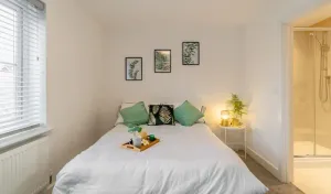 Image of STYLISH 4 BED FAMILY HOME AT MADEJSKI, READING UNIVERSITY