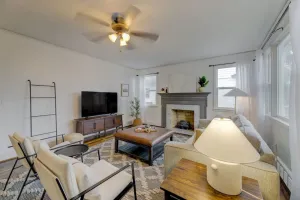 Image of Trendy 3BR Bungalow | Mins to ZOO, USC & Ft Jacksn
