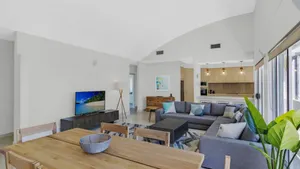 Image of Beachside Position Avoca Beach - Soundwaves 3