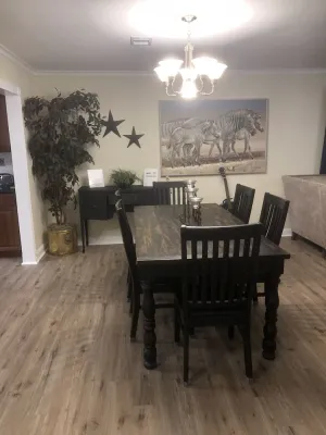 Image of LAKEVIEW HOUSE