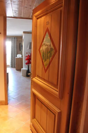 Image of Arcs 1800 ISERAN upscale apartment 5\/6