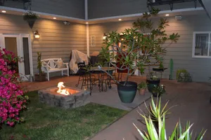 Image of Very Large Quiet 1 Bed\/1 Bath Private Apt.- Newer w\/ Many Amenities Near Beaches