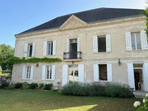 Image of Beautiful Maison De Maitre With Pool Close To Saint Emilion