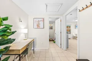 Image of Cozy dog-friendly stay near white sandy beaches!