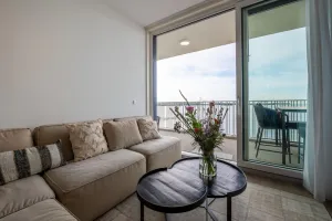 Image of Spacious waterfront apartment
