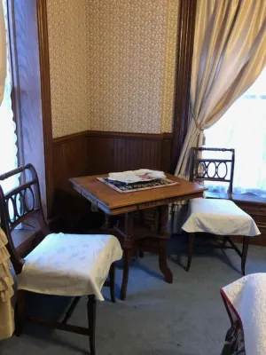 Image of GH6 · #6 The Grant House--The Shaw Suite