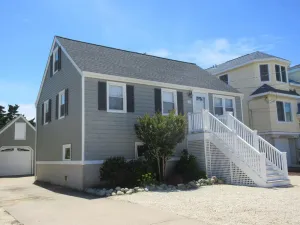Image of Brant Beach Bayside Single Family close to Bayview Park