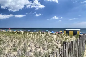 Image of 2 Mi to Ocean: Rehoboth Beach Condo w/ Pool Access
