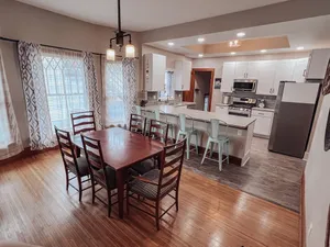 Image of Lucky 7s Bungalow with hot tub