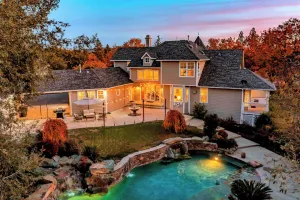 Image of Luxury 5 Bedroom 4.5 Bath Dream Estate with Resort-like Pool In Wine Country