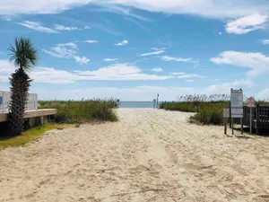 Image of Relax in this cozy townhouse 2block to the beach