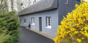 Image of Between Dinard and Dinan, small country house entirely on one level