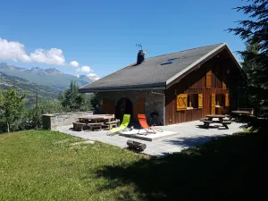 Image of Large 4* chalet with terrace and breathtaking view 5 min from the Paradiski area