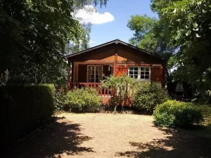 Image of Riverside Chalet with Terrace, BBQ, AC, Near Le Mans & Tours-Val de Loire Airport