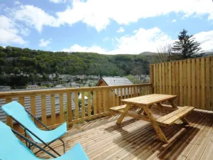 Image of Chalet spacieux avec terrasse, Wi-Fi et parking - FR-1-608-15