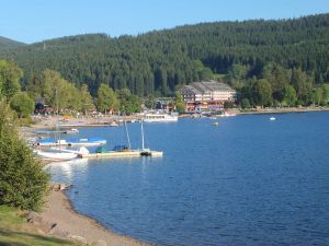 Image of Lovely, quiet 4-star apartment for two - close to village and lake - Wi-Fi