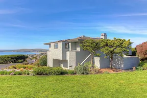 Image of Elegant golf course home with hot tub & ocean view - close to town & beaches