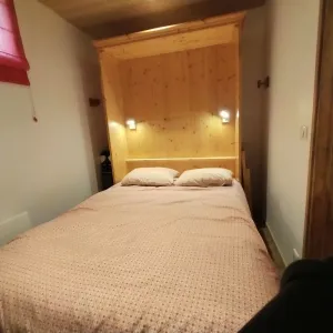 Image of Newly renovated apartment. It is located 150 metres from the slopes, opposite the comm