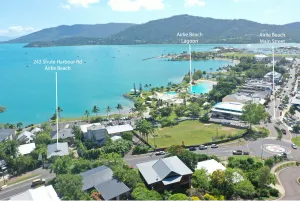 Image of Coastal Beach House, a one minute walk to the Heart of Airlie Beach