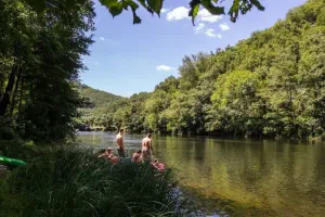 Image of La Roquette, by the river