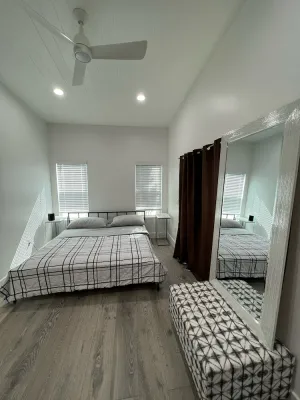 Image of ADU studio with bathroom 1.3 miles from beach