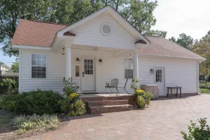 Image of Located in the heart of Lexington Historic District