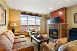 Image of Amazing Unit!  Sleeps 5. Swim or Ski out your front door. On site at Silver Mt.